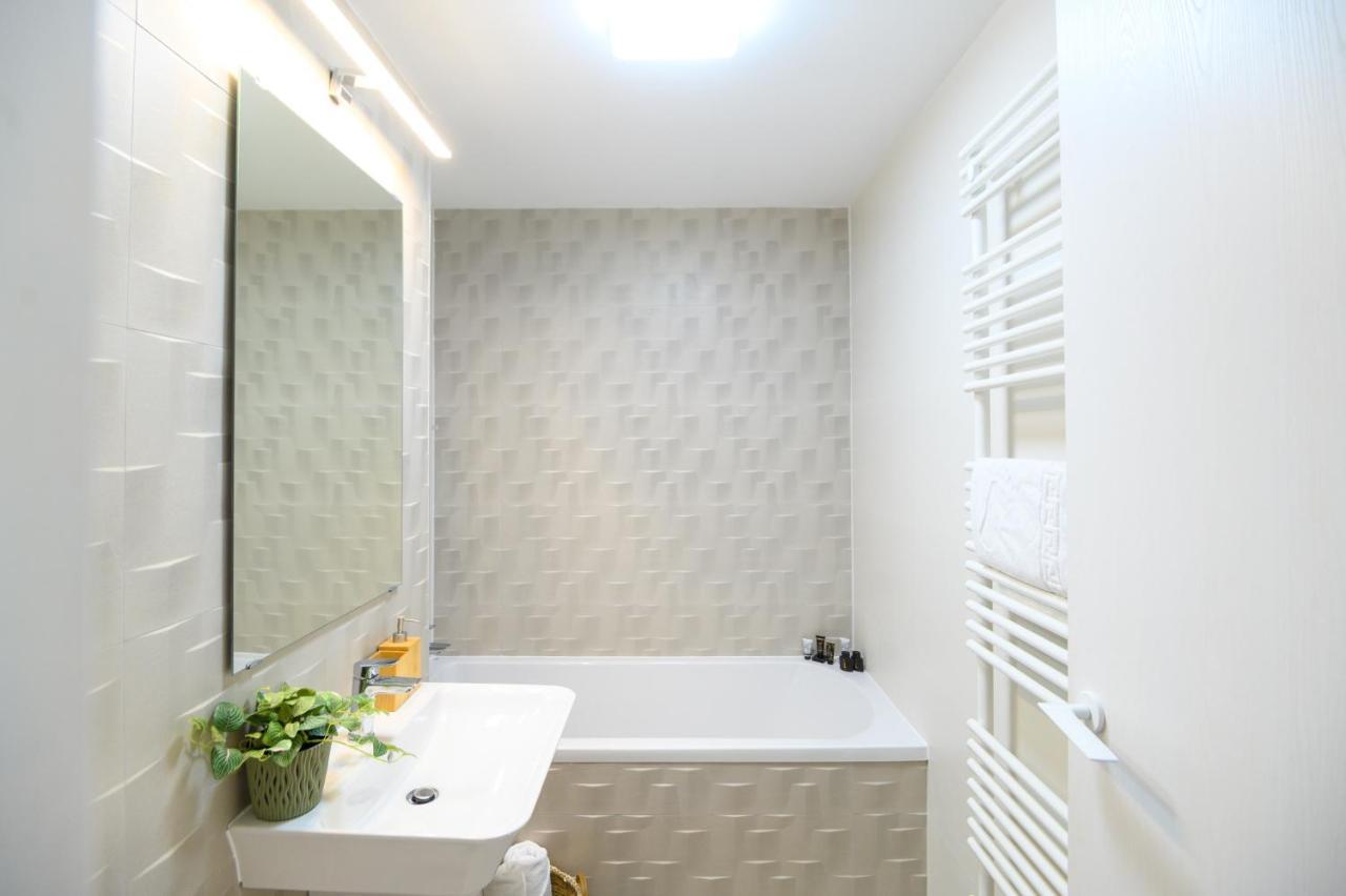 North Twin Apartment บูคาเรสต์ ภายนอก รูปภาพ